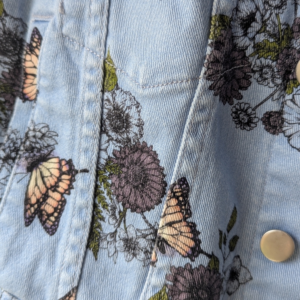 Cropped Butterfly Floral Denim Jacket XL